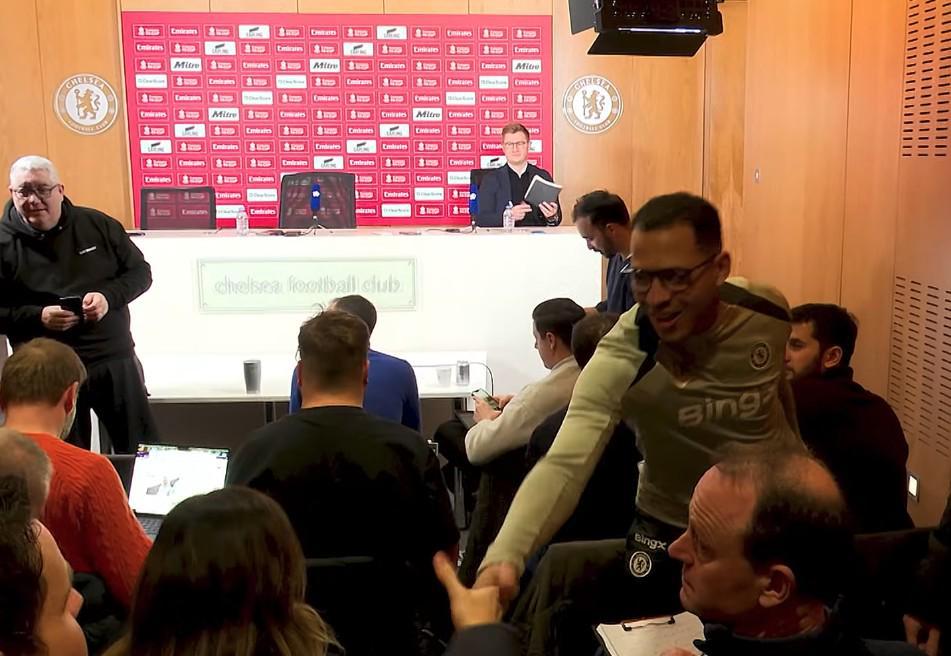 罗塞尼尔:我会每天工作24小时,尽可能推动球员取得成功