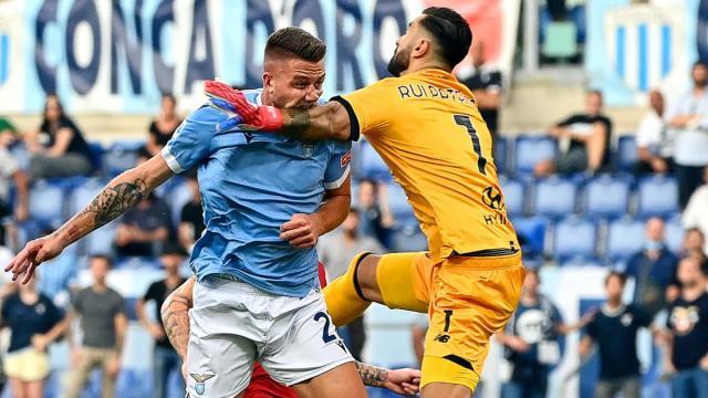 开云网页版-罗马德比搭戏台 又见穆帅释放天性 输球造福意甲