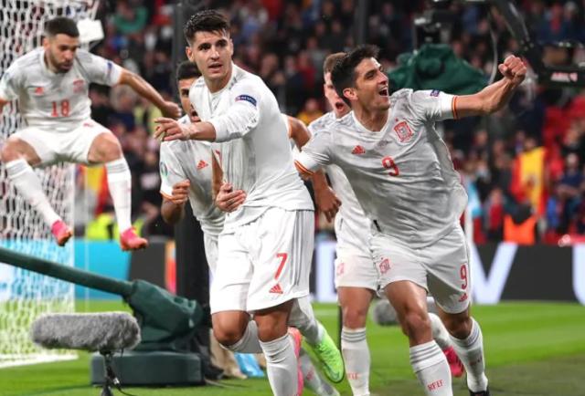 1625611665770029556.png 开云官网-【观察】半决赛再证真理:没有中锋就是消耗全队