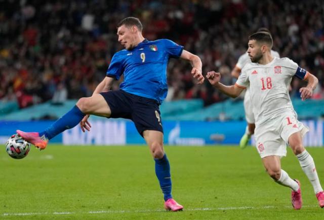 1625611832189045929.png 开云官网-【观察】半决赛再证真理:没有中锋就是消耗全队