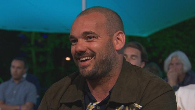 开云官网-踢5后卫不配有转播？荷兰名宿指点国家队引发争议